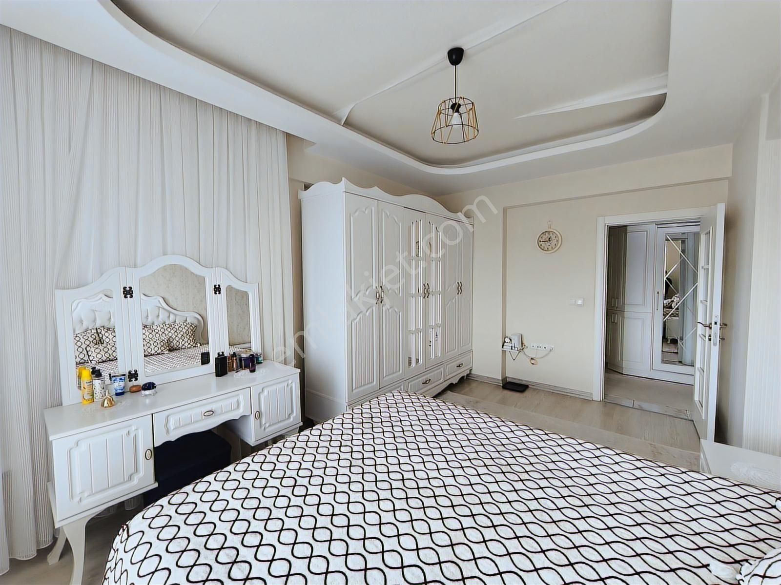 Küçük Ali Mahallesin De 3+1 Güneş Konağın Da Satılık Daire - Görsel 7