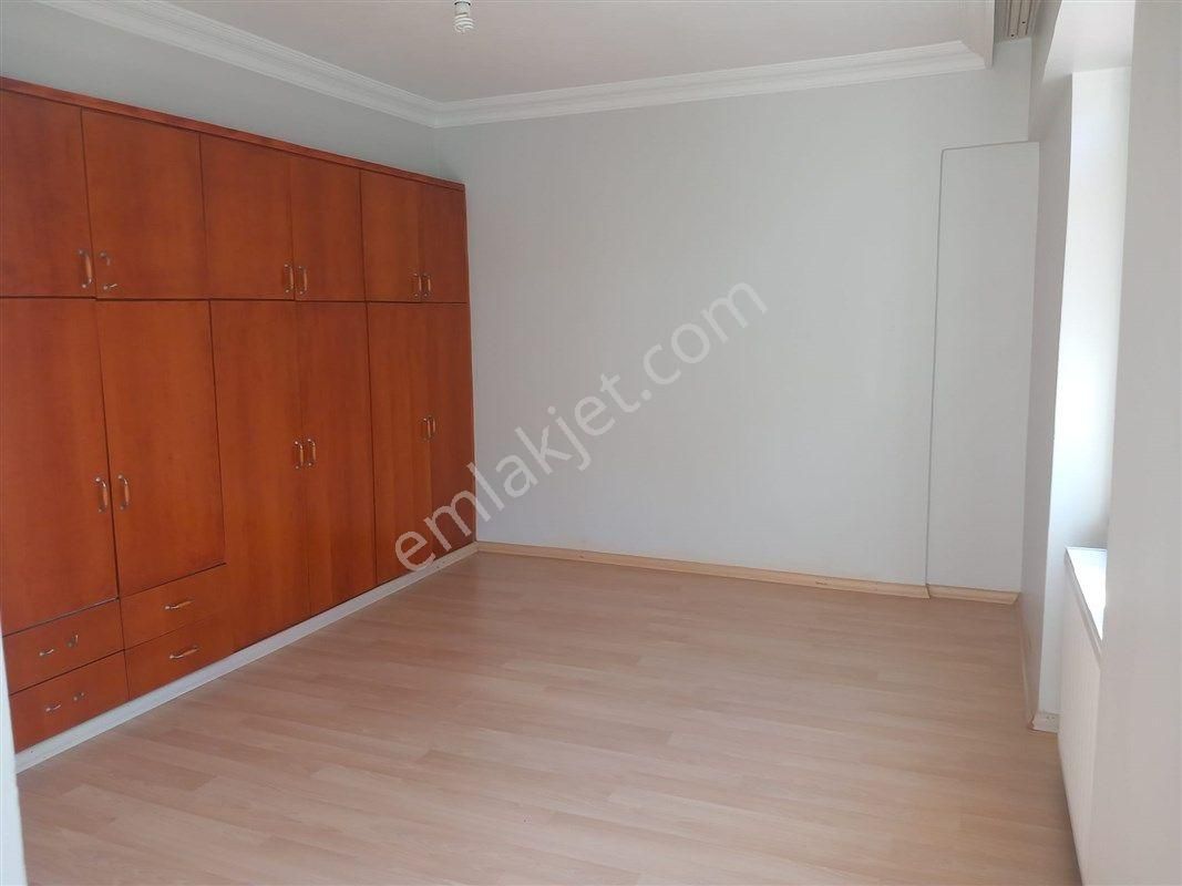 Bursa Nilüfer Beşevler Konak Mh. Satılık Manzaralı 3.kat Daire 5.900.000 Tl - Görsel 4
