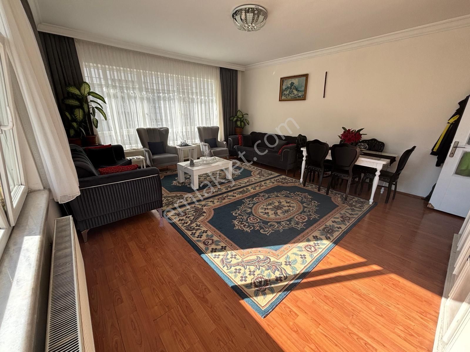 Demetevler İvedik Caddesinde Metro 2 Dk Asansörlü Geniş, Satılık