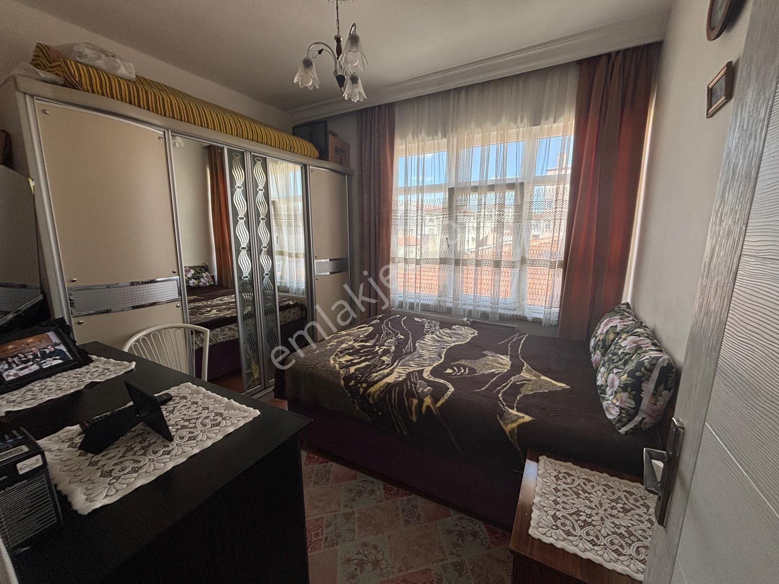 Demetevler İvedik Caddesinde Metro 2 Dk Asansörlü Geniş, Satılık - Görsel 8