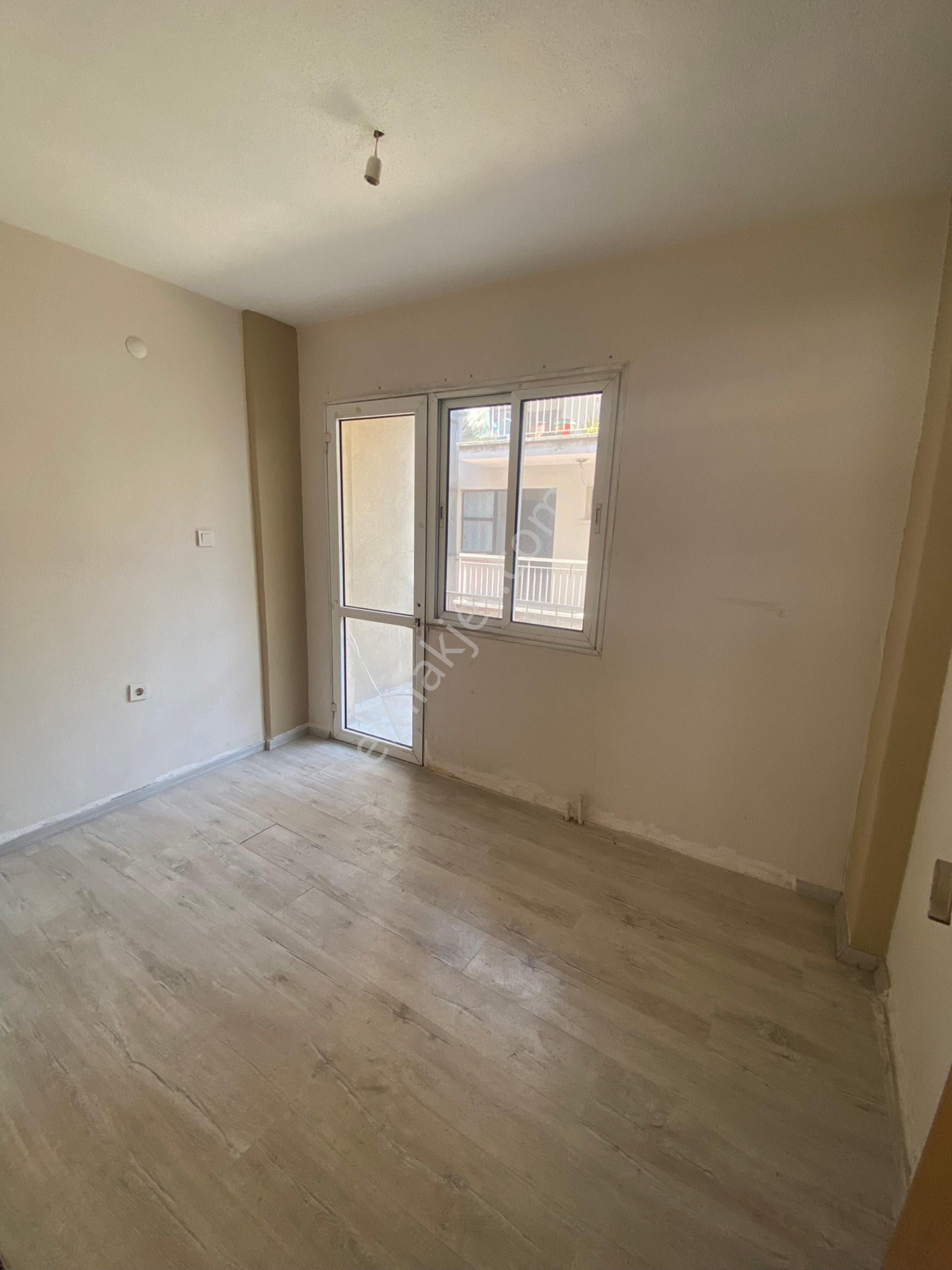 Akalın Dan Şehir Merkezinde Ayrı Mufak Arakat 1+1 Satılık Daire - Görsel 9