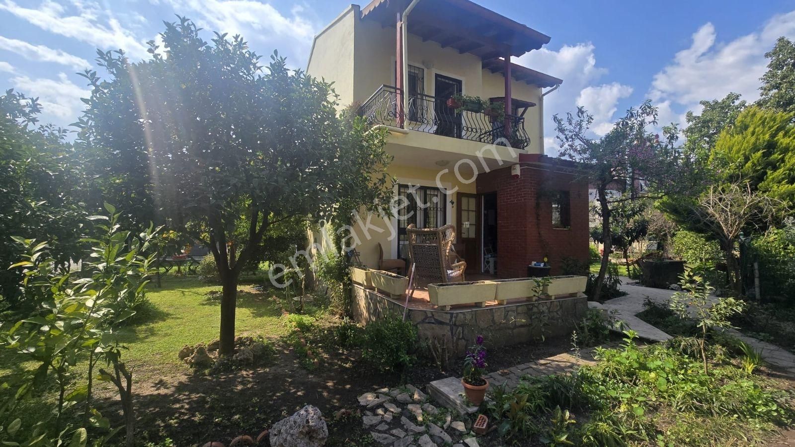 Kemer Çamyuva'da Denize Yürüme Mesafesinde Satılık 2+1 Villa - Görsel 15