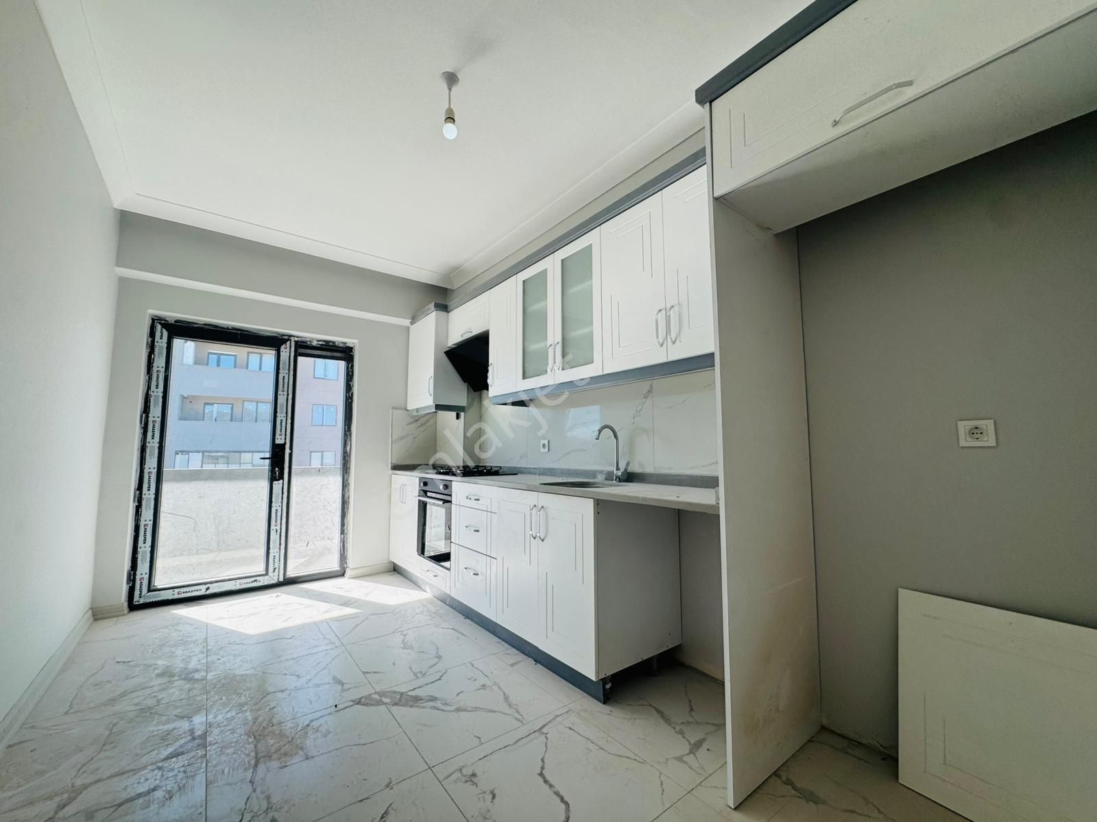 Çerkezköy İstayson Mah'de Butik Site İçerisinde Kiralık Öncephe Sıfır 2+1 - Görsel 7