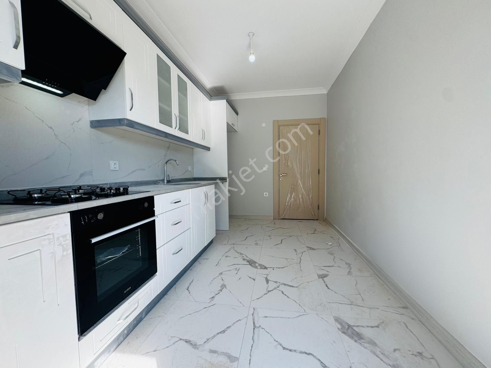 Çerkezköy İstayson Mah'de Butik Site İçerisinde Kiralık Öncephe Sıfır 2+1 - Görsel 2