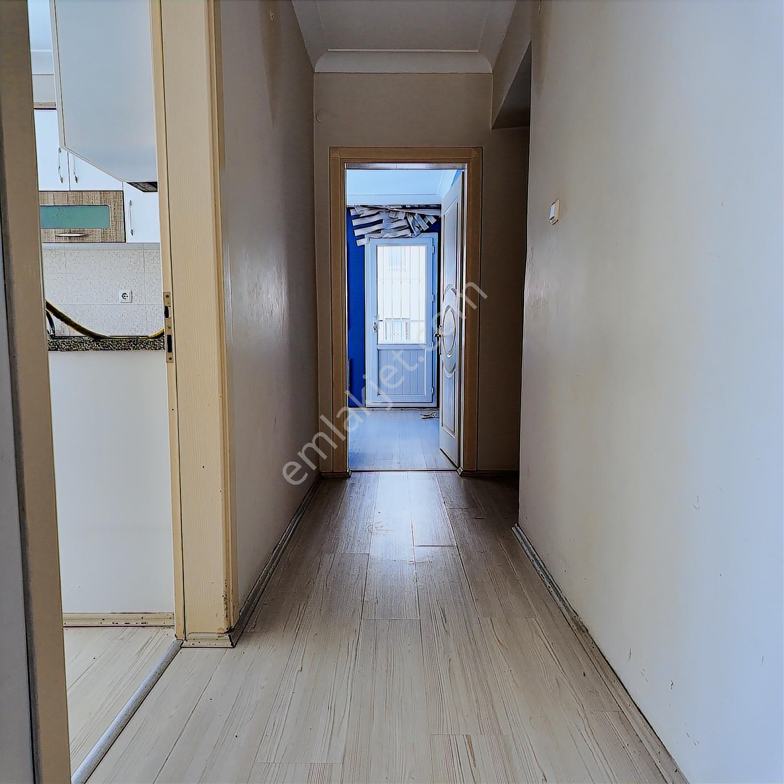 Hürriyetde Bakımlı 135 M2 3+1 Bahçeli Otoparklı Daire - Görsel 14