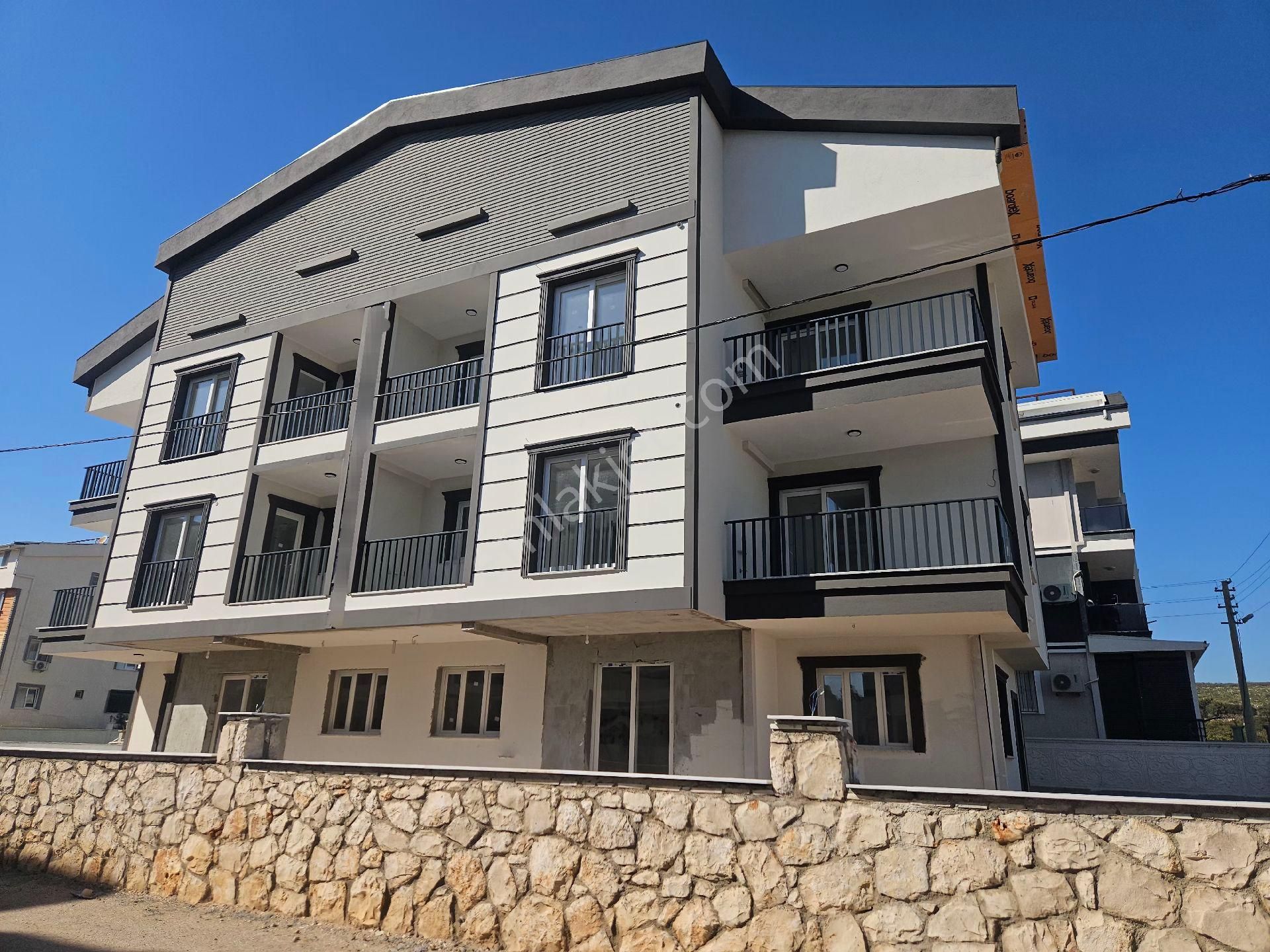 Didim'de Merkezi Konumda Satılık Sıfır 2+1 Daire - Görsel 2