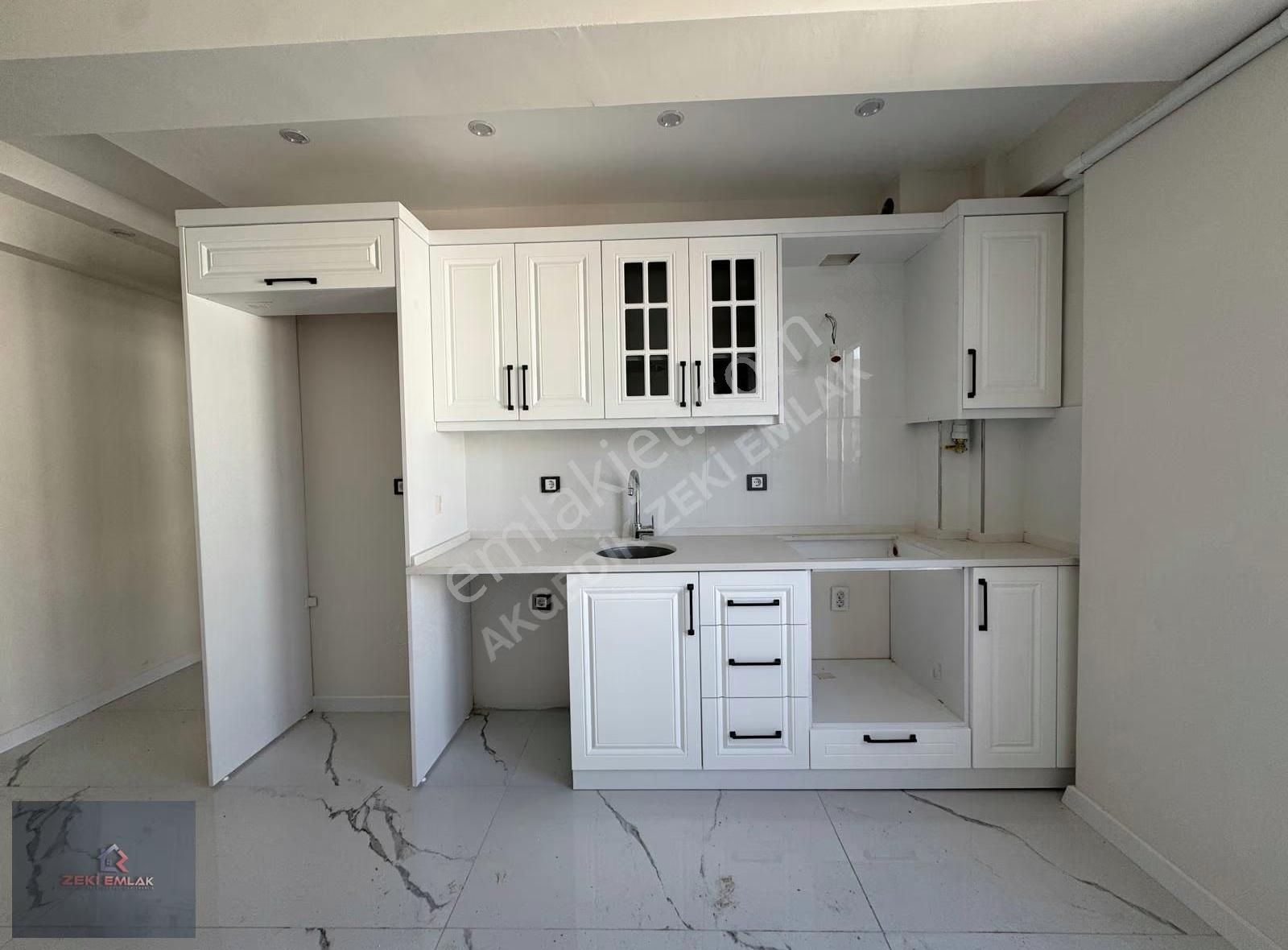 Zeki Emlak'tan Muradiye'de Satılık 2+1 Sıfır Daire - Görsel 2