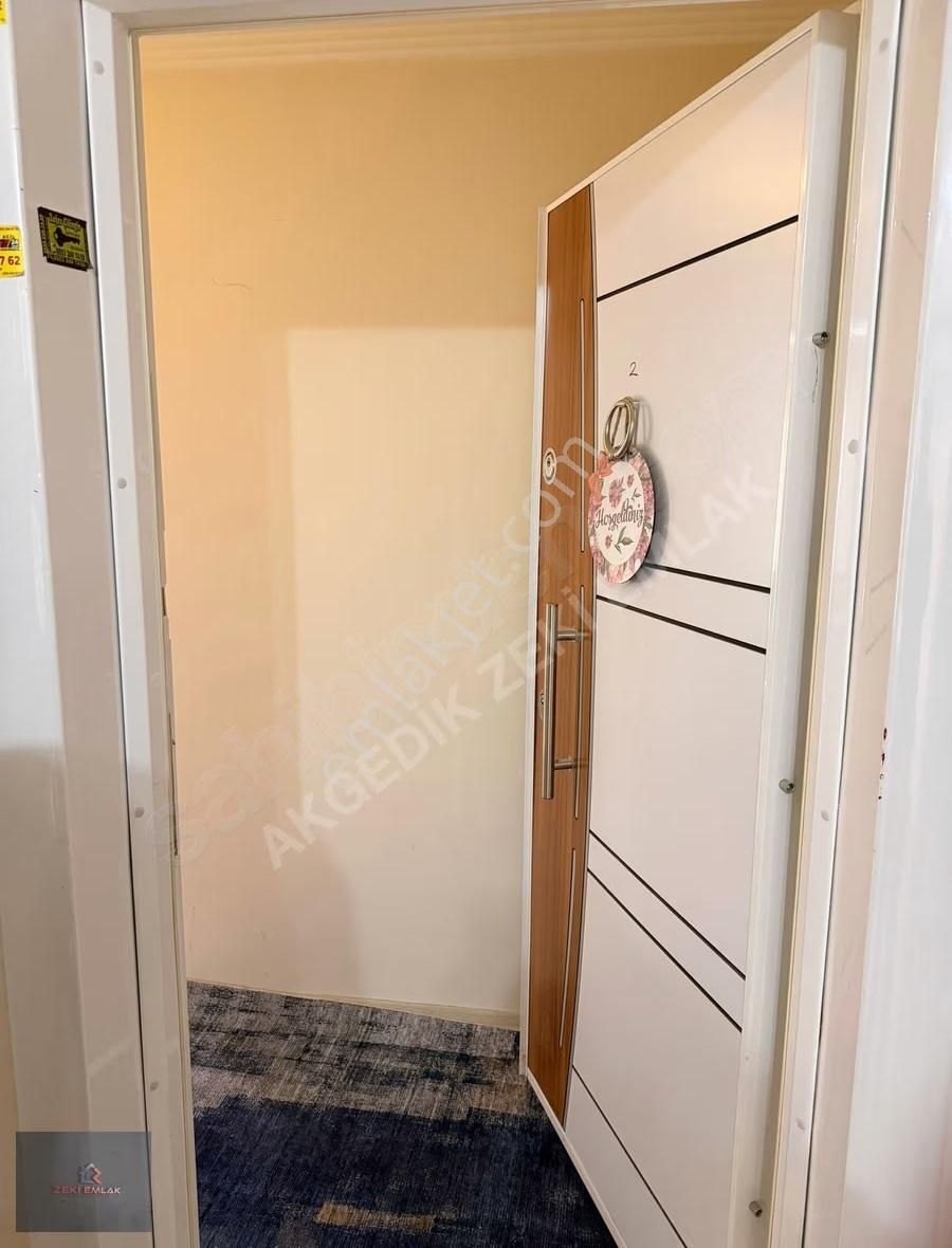 Zeki Emlak'tan Muradiye Mh Kredi Limiti Olmayan 1+1 Satılık D. - Görsel 7