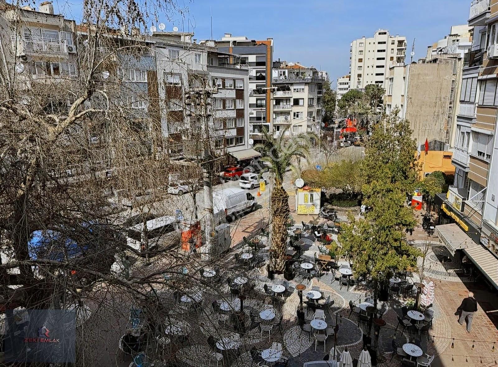 Zeki Emlak'tan Utku Mah. Satılık 2+1 Arakat Tadilatlı Daire/ofis