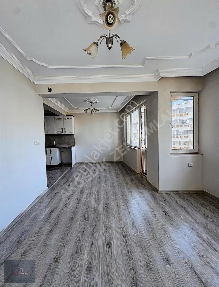 Zeki Emlak'tan Utku Mah. Satılık 2+1 Arakat Tadilatlı Daire/ofis - Görsel 6