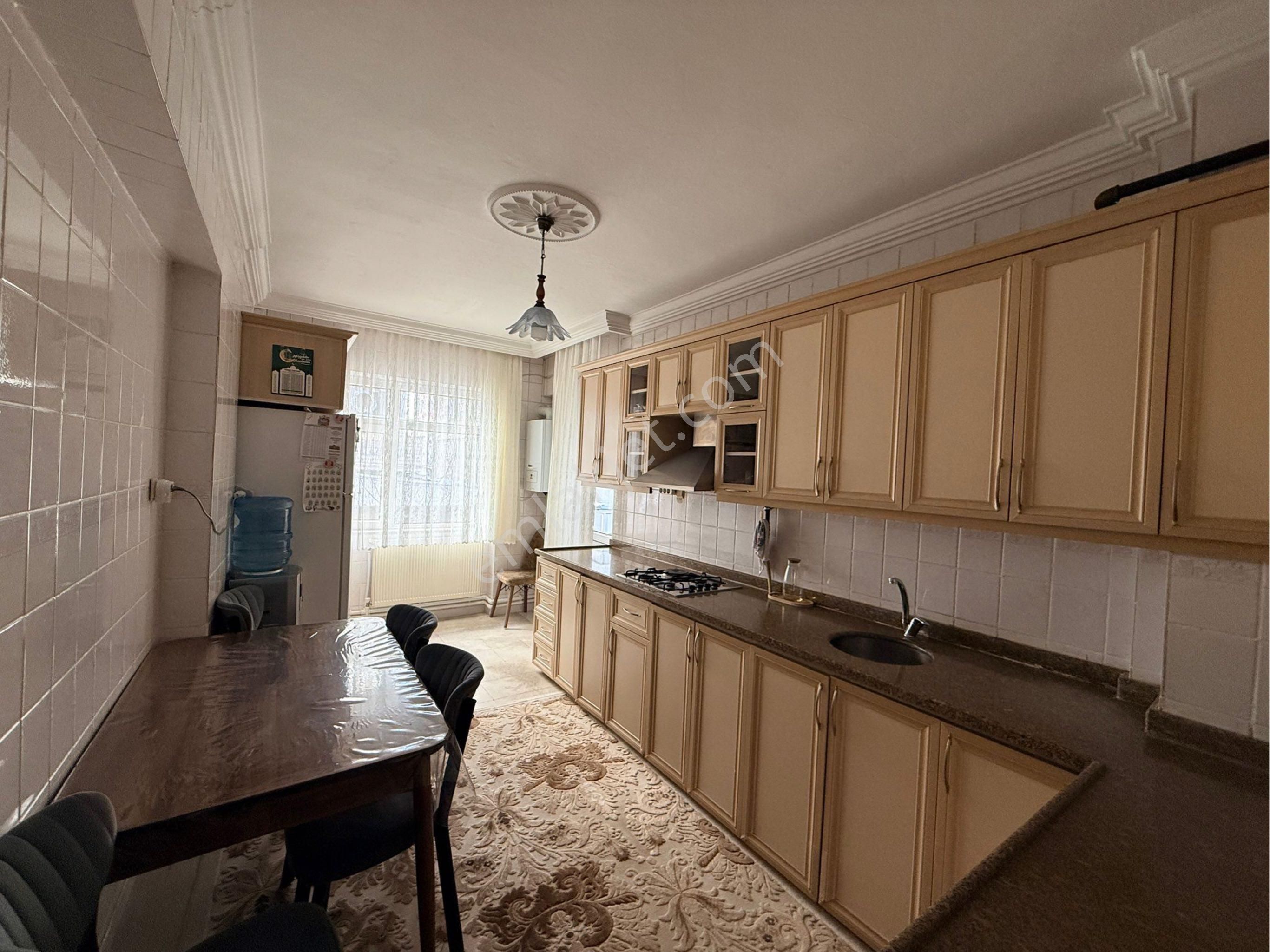 Şehir Merkezinde Satılık 3+1 Fırsat Daire