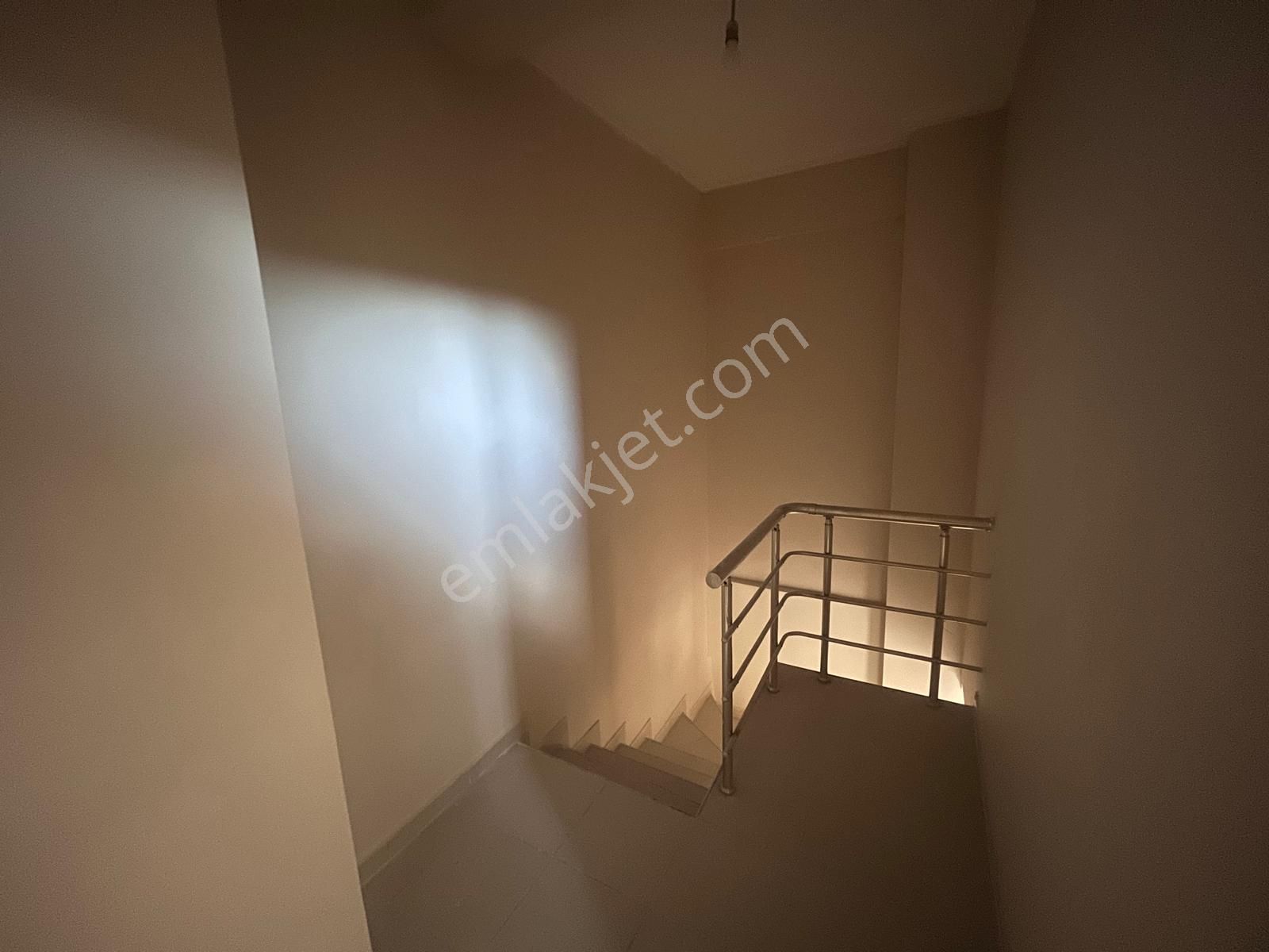 Century21 Vizyon’dan Anadolu Üni. Yakını Kiralık 2+1 Dubleks Daire - Görsel 17