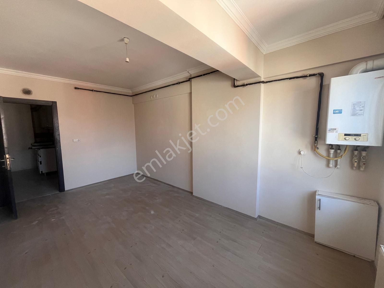 Century21 Vizyon’dan Anadolu Üni. Yakını Kiralık 2+1 Dubleks Daire - Görsel 4