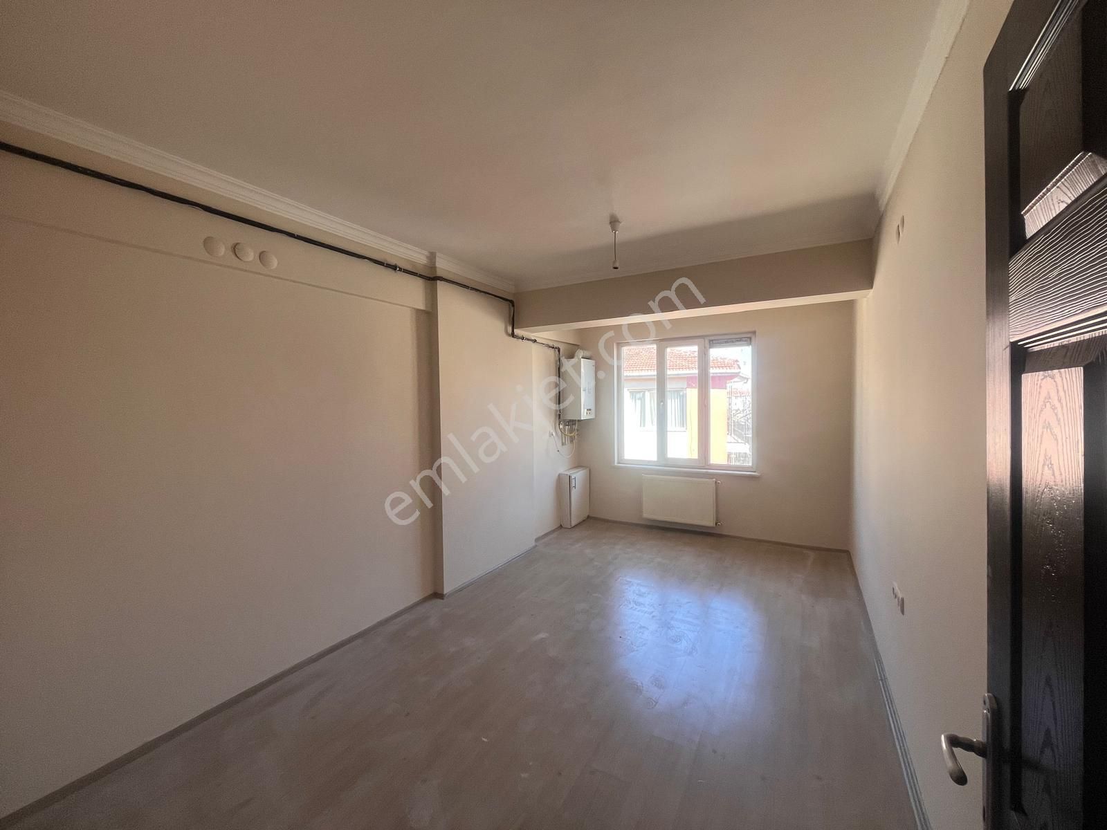 Century21 Vizyon’dan Anadolu Üni. Yakını Kiralık 2+1 Dubleks Daire