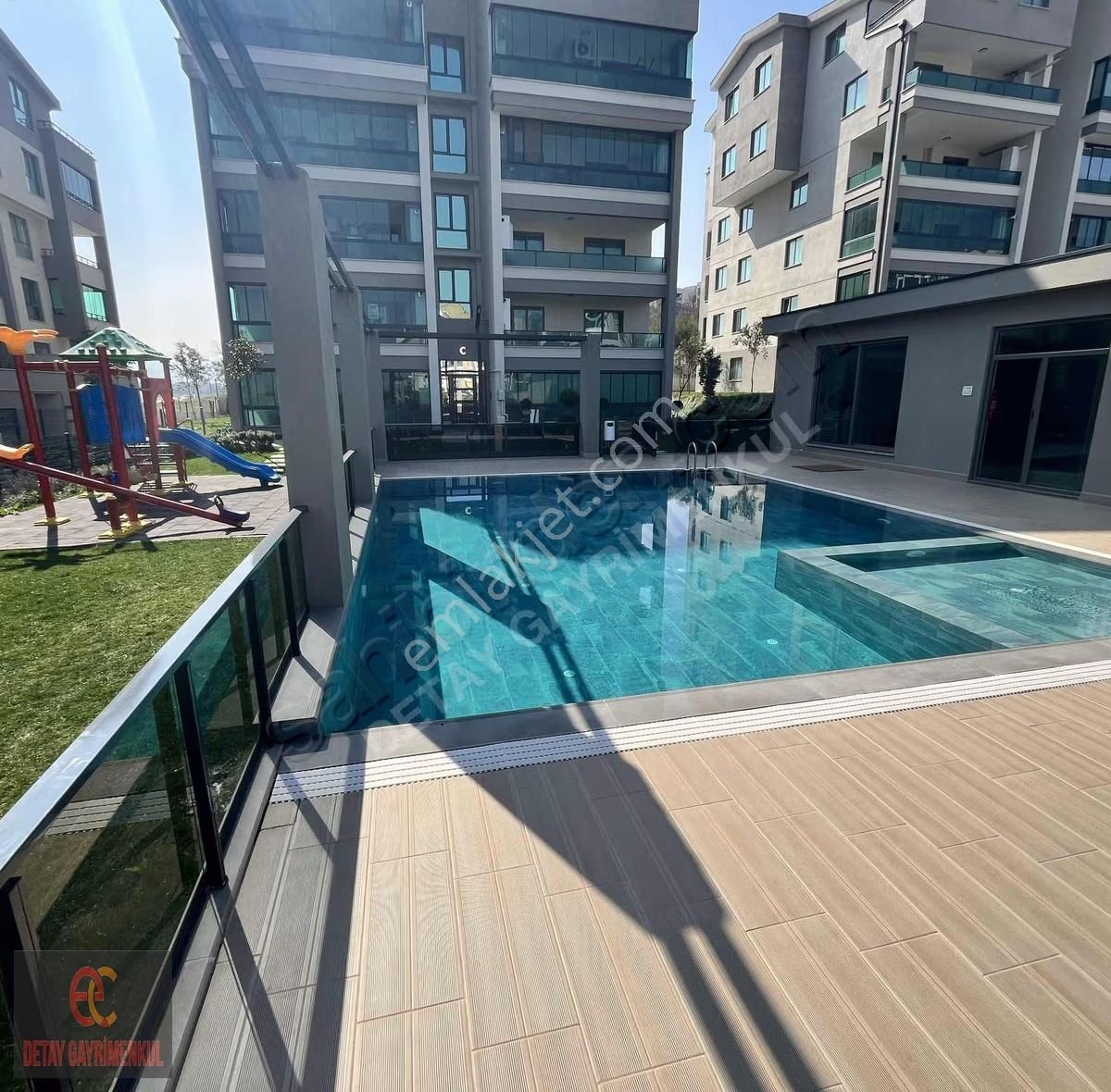 Merkezde Kaçırılmayacak 3+1 Geniş Ve Ferah Daire - Görsel 2