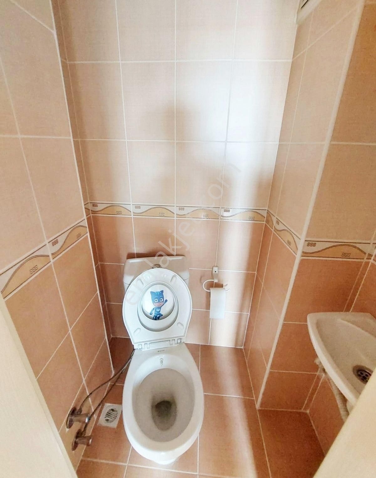 Kartal Metro Durağına Yürüme Arakat 3+1_110m2 Fırsat Kiralık - Görsel 9