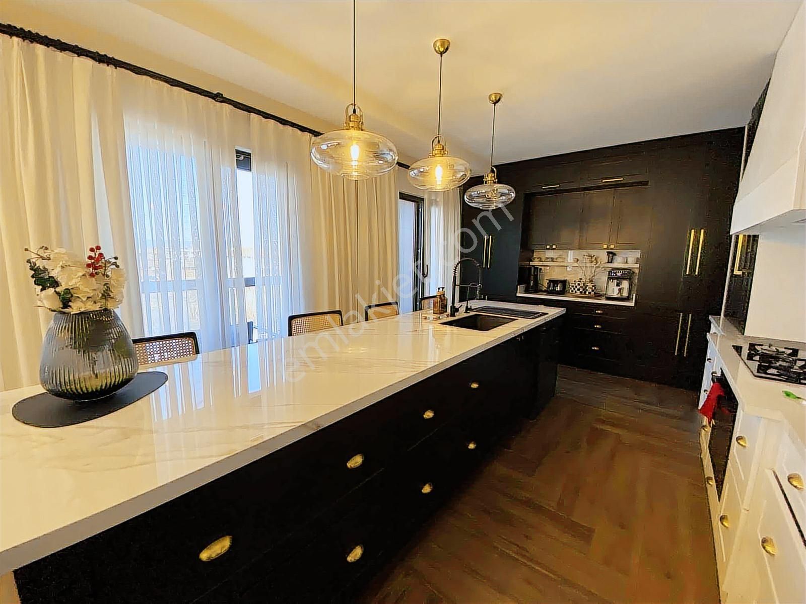 15 Temmuz Bulvarında 4+1 234m2 Süper Lüks, Yerden Isıtmalı Daire - Görsel 15