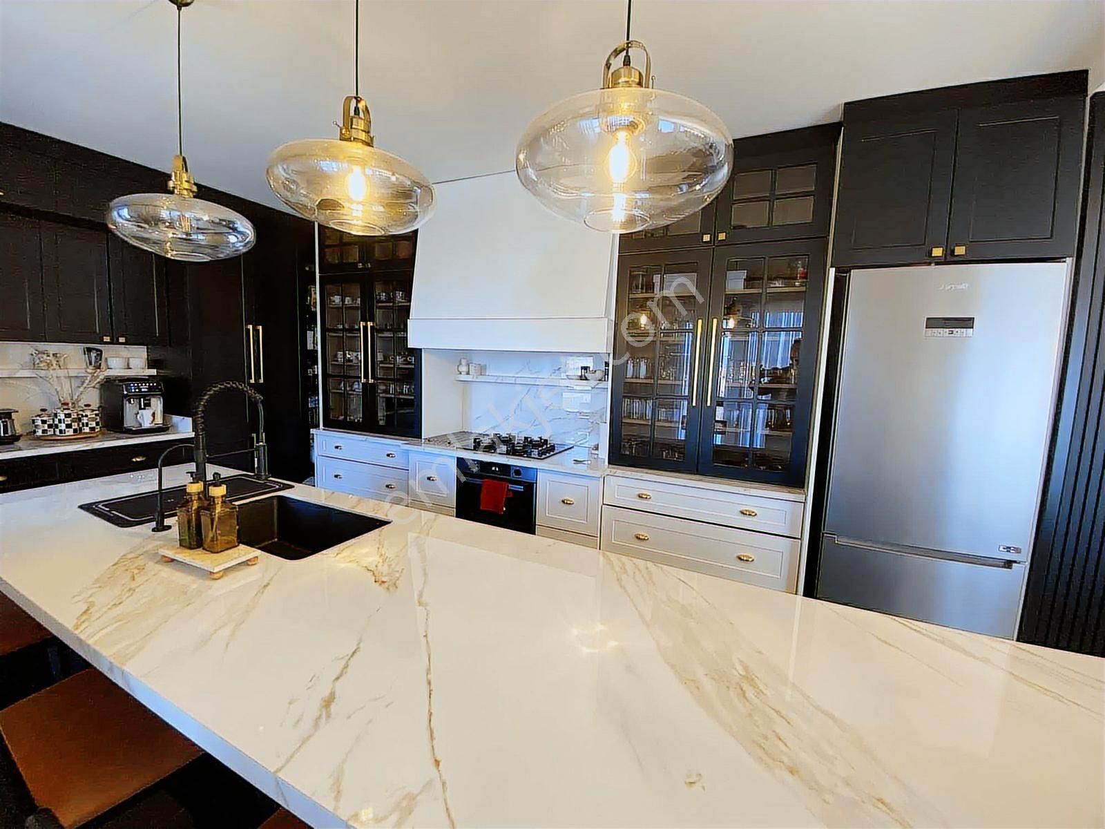 15 Temmuz Bulvarında 4+1 234m2 Süper Lüks, Yerden Isıtmalı Daire - Görsel 8