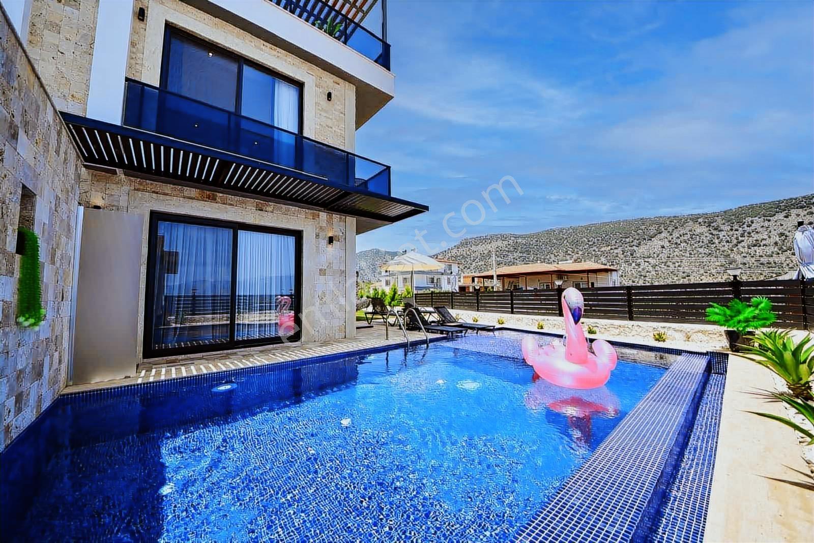 Antalya Demre'de Deniz Manzaralı Lüks Villa - Görsel 15