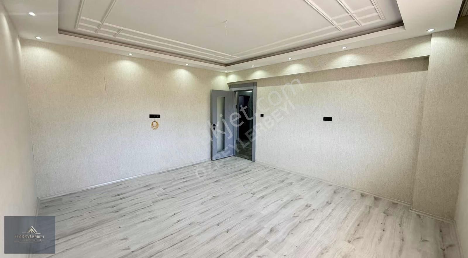 Beylerbeyi Fıstıklık'ta Satılık 3+1 Yüksek Giriş Masrafsız Daire - Görsel 2