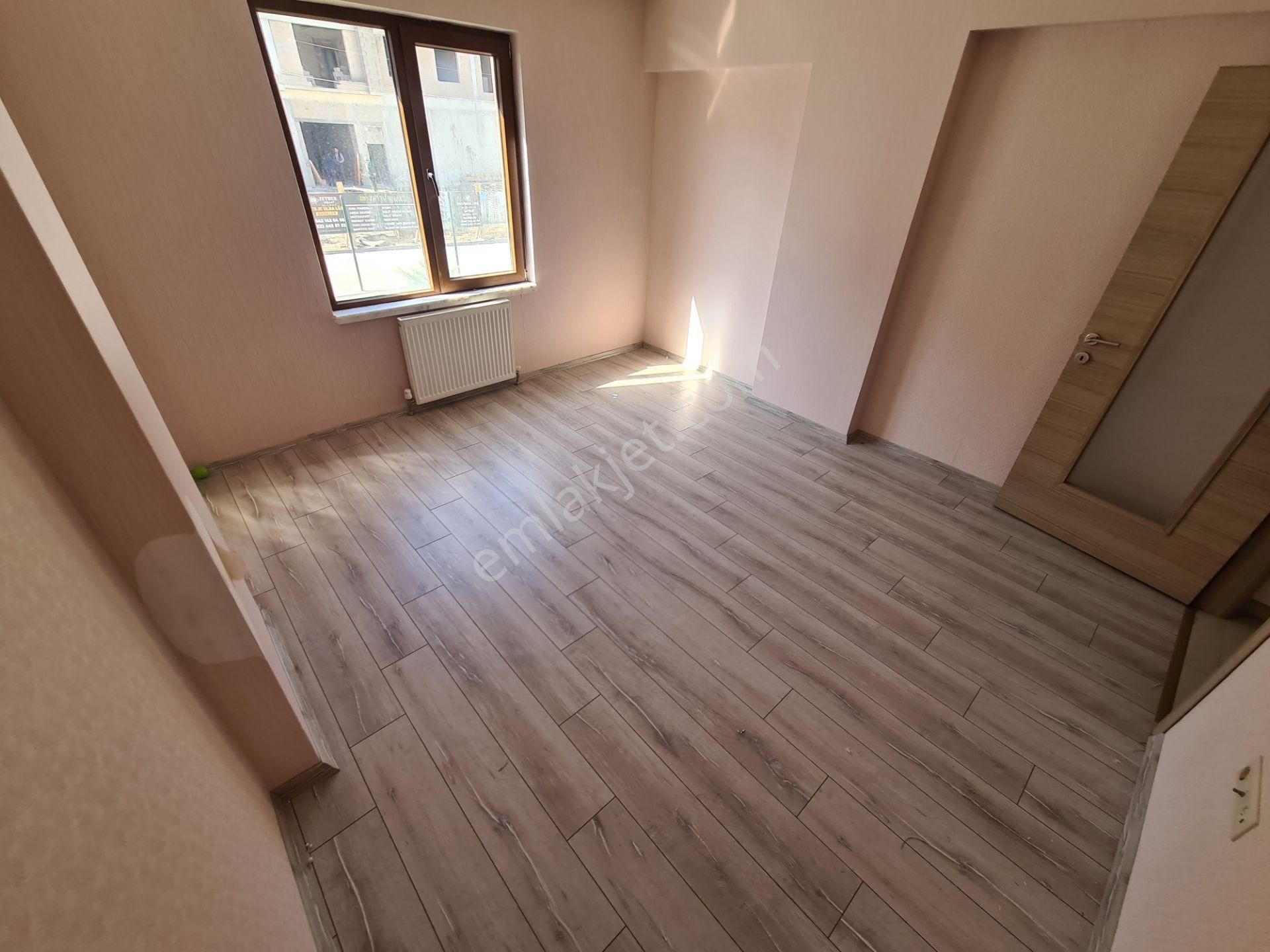 Çift Bloklu Site 2-banyo & Giyinme Odalı Krediye Uygun 165m² 4+1 - Görsel 17
