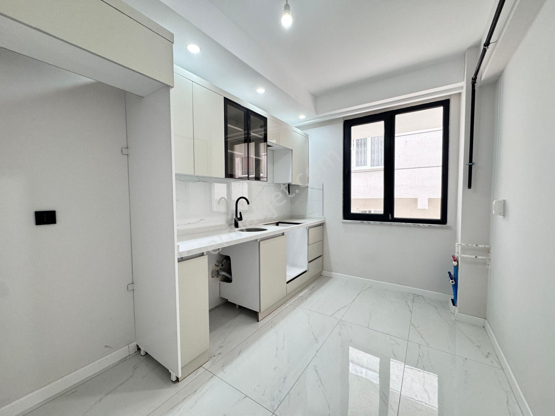 Hastane'nin Orda 2+1 Sıfır Lüks!!fırsat!! Geniş Bahçeli Dairemiz - Görsel 2