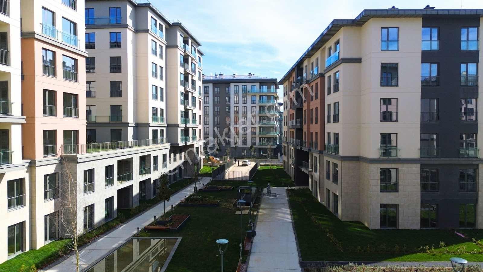 Emlak Konut Çınarköy Evleri'nde | 220 M² | 4+1 | Geniş Plan - Görsel 13