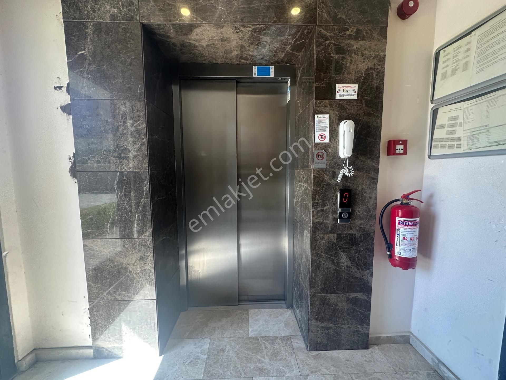 Menderes Barbaros Mahallesi Mia Garden Sitesi 3+1 Satılık Daire - Görsel 8