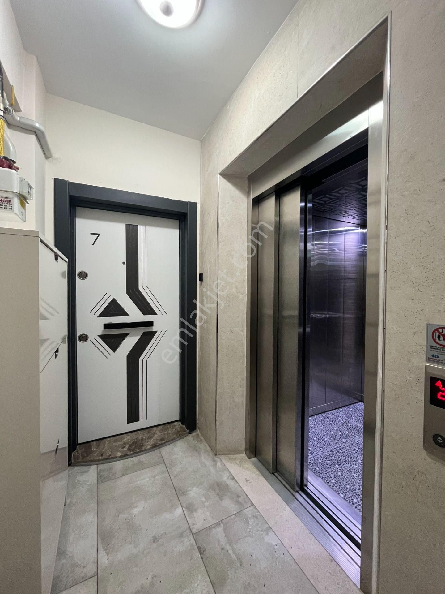 Gümüşpala'da 3+1 Yerden Isıtmalı Merkezi Konum'da Kiralık Daire - Görsel 31