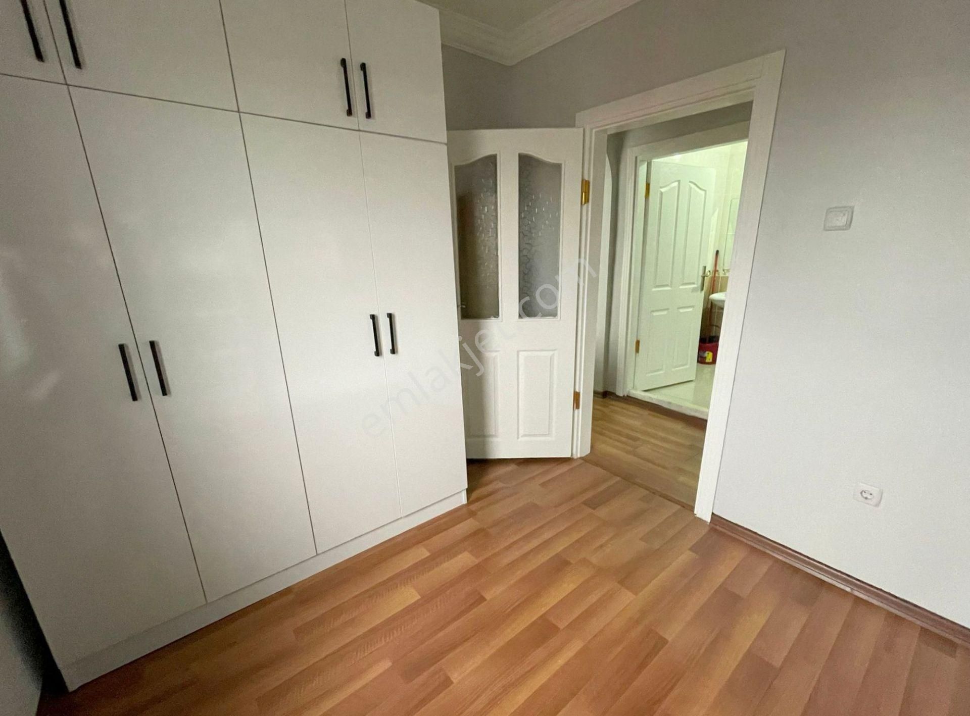 Mertcan'dan Yenişehir Mah. Site İçi Balkonlu Eşyalı 2+1 Daire - Görsel 11