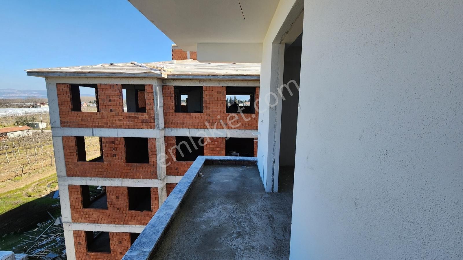 Cumhuriyet Mah. Deniz Ve Köprü Manzaralı 2+1 Ferah Daire - Görsel 11