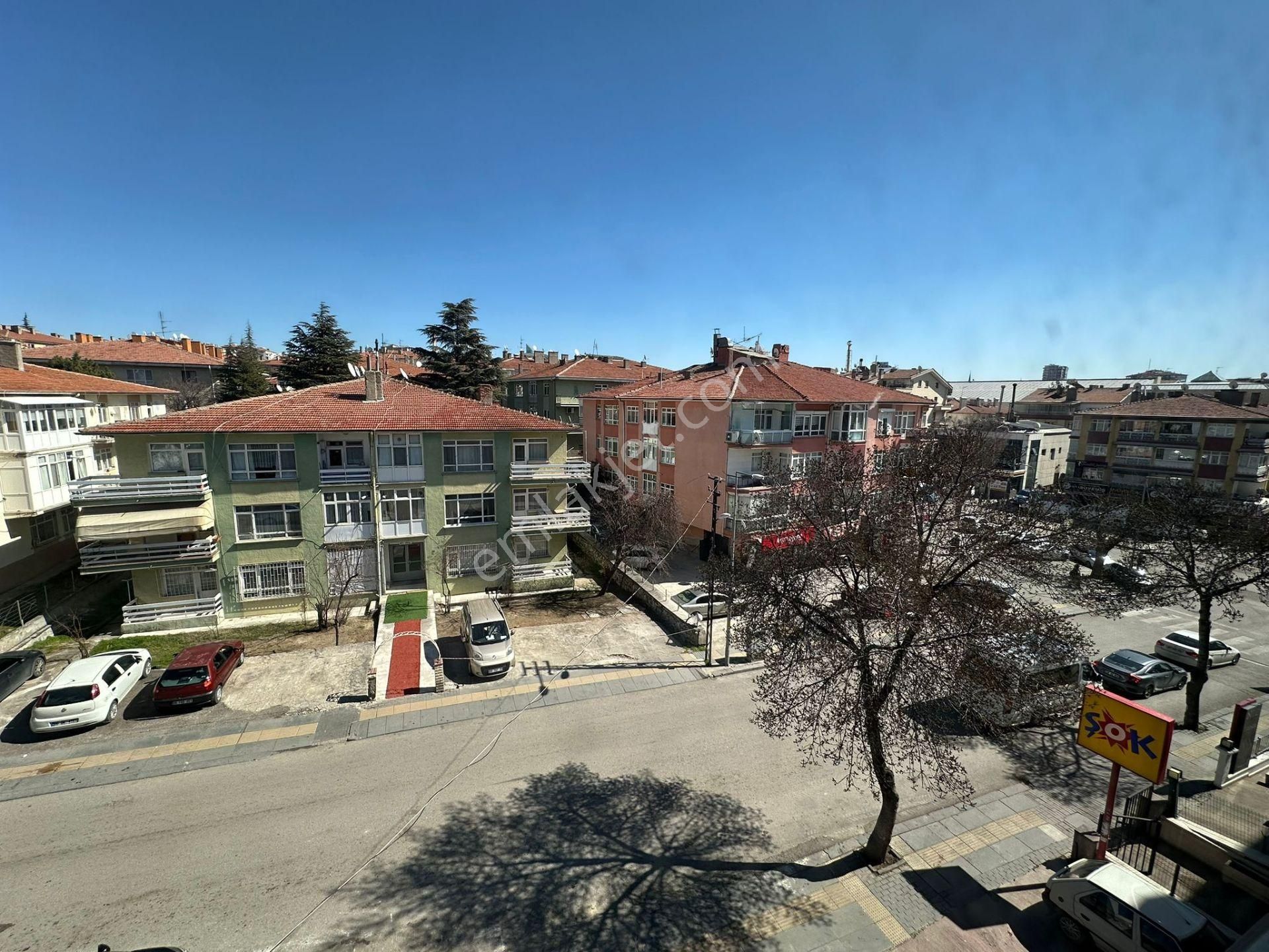 Sezgin Cad. Üzeri Asansörlü Bina 4+1 Kapalı Teras Ön Cephe - Görsel 18
