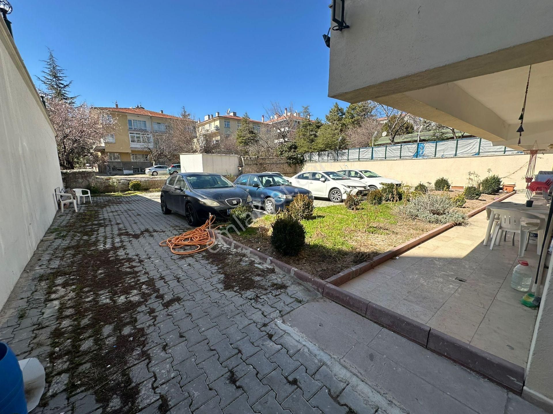 Sezgin Cad. Üzeri Asansörlü Bina 4+1 Kapalı Teras Ön Cephe - Görsel 27