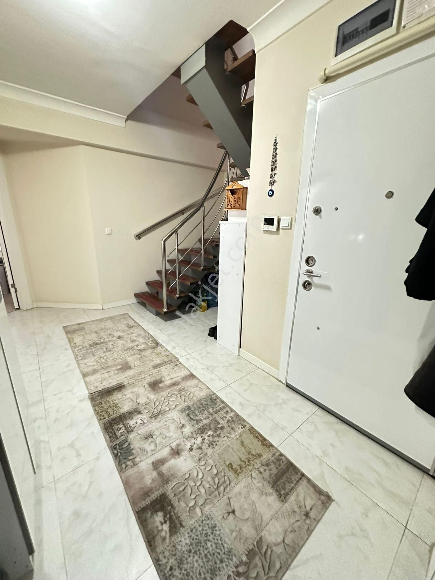 Sezgin Cad. Üzeri Asansörlü Bina 4+1 Kapalı Teras Ön Cephe - Görsel 31