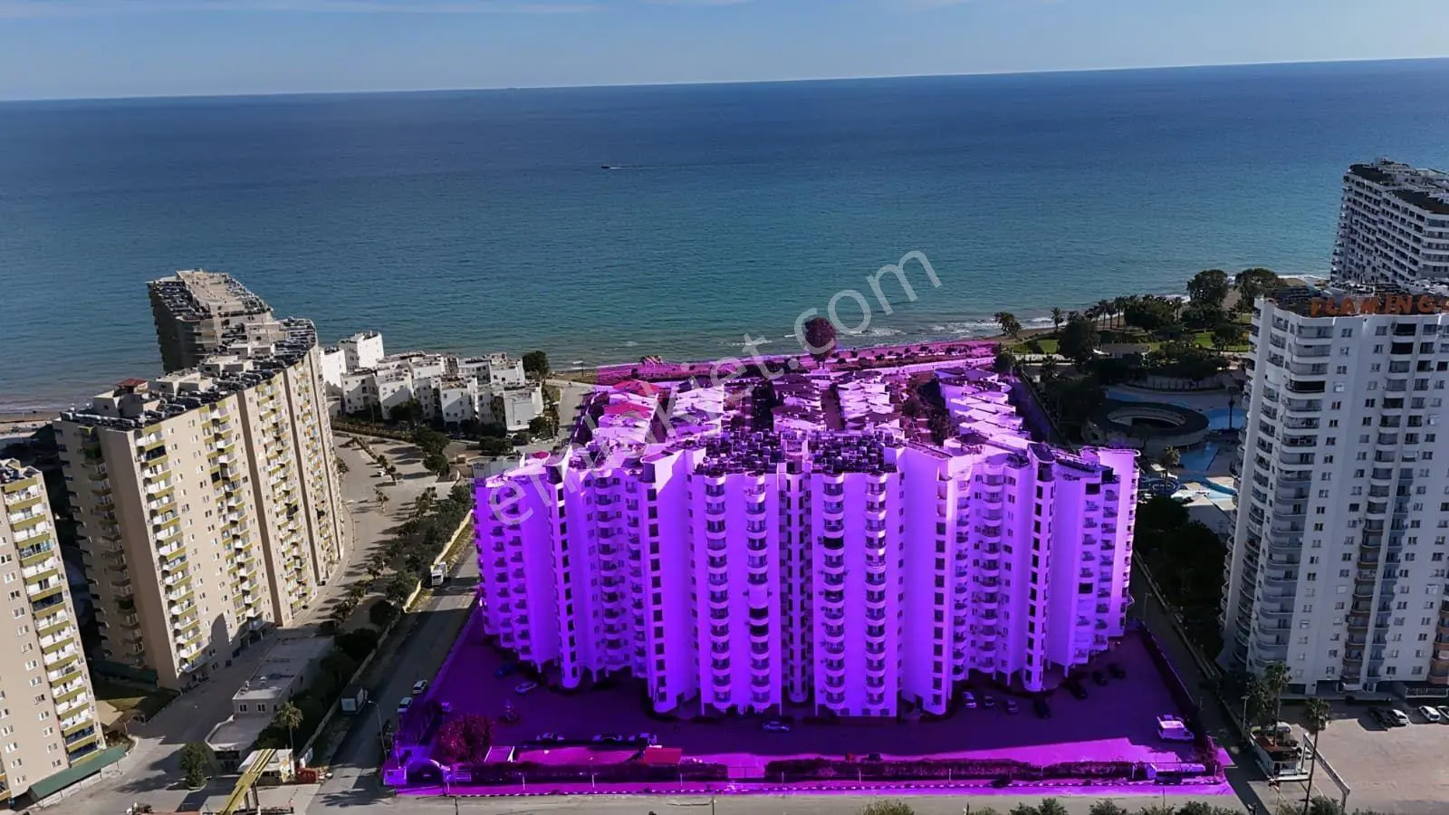 Thor'dan Satılık Erdemli Tömük Club Lido Sitesi 4+1havuzlu Villa