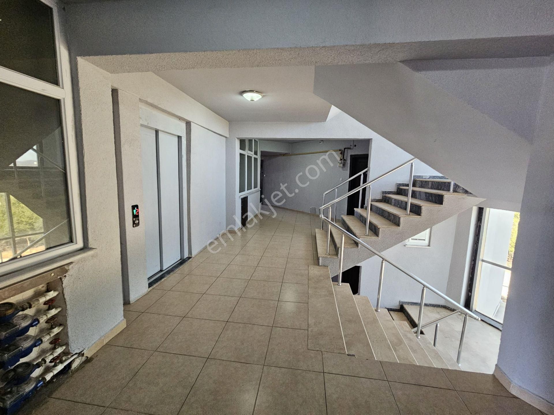 Nfs'den Görükle'de Gümüş Sitesinde 1+1 Ara Kat Kiralık Daire - Görsel 18