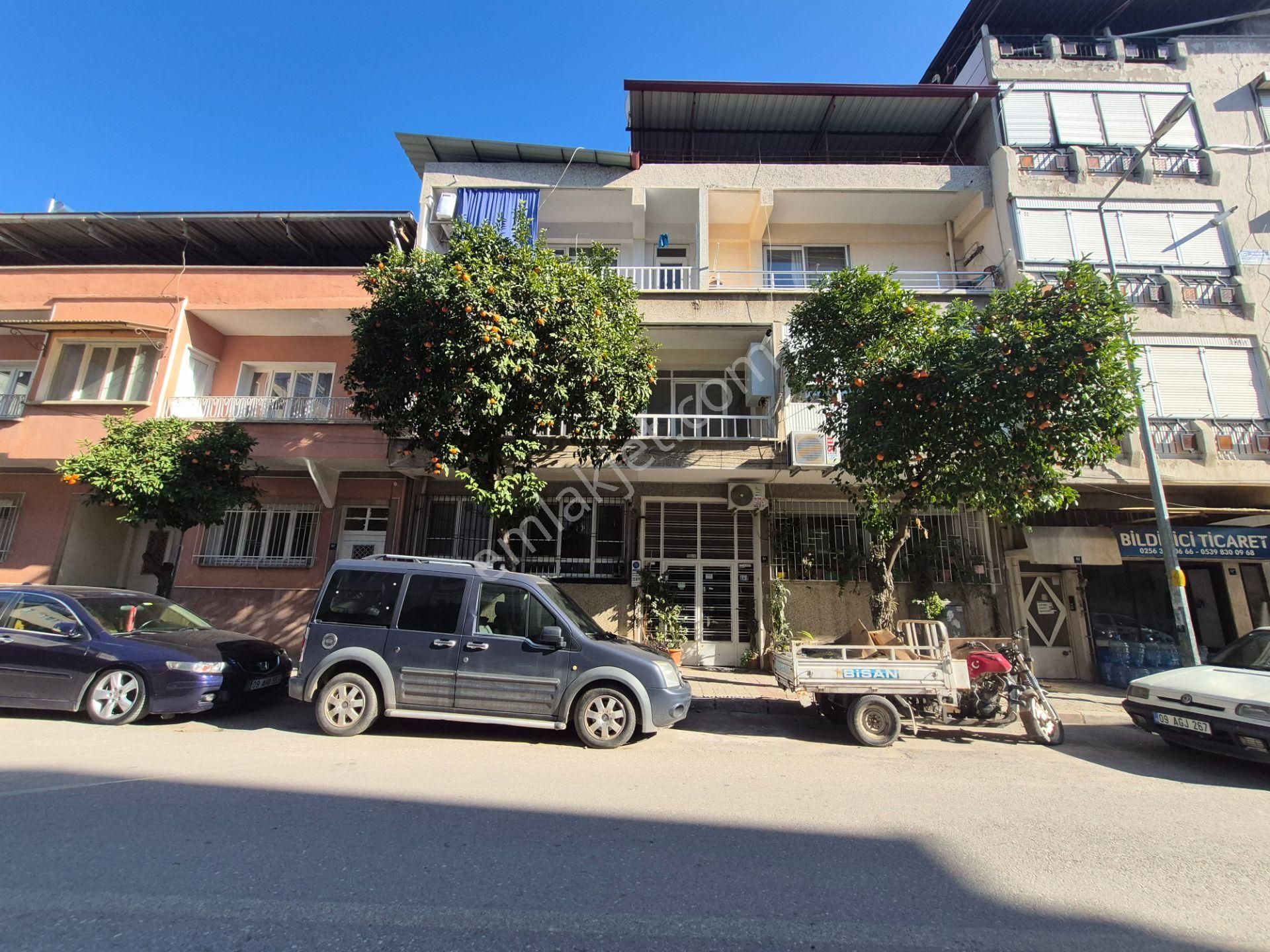 Kurtuluş Mah.'de Doğalgazlı Zemin Kat 2+1 Satılık Daire