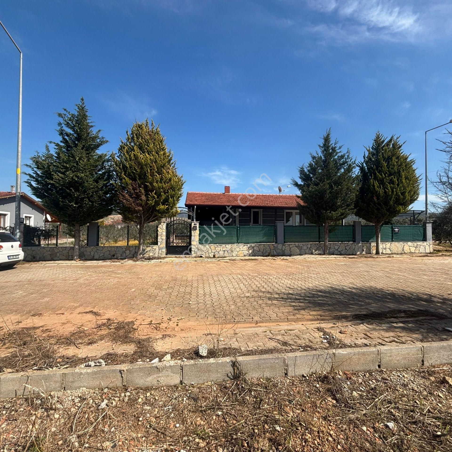 Menderes Turyap'tan Çakaltepe'de 2018m² İmarlı Koop. Hisse Arsa - Görsel 4