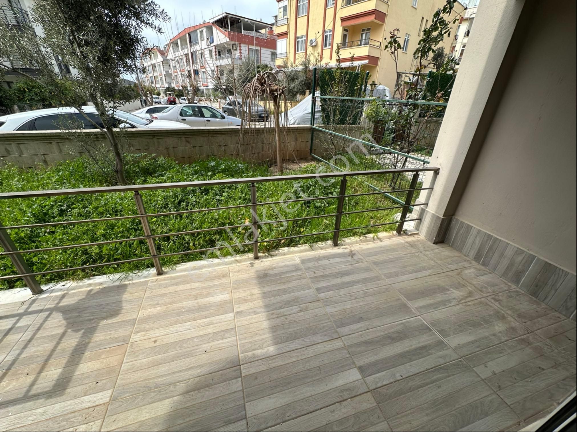Didim Efelerde Kiralık Bahçeli 1+1 Daire - Görsel 10