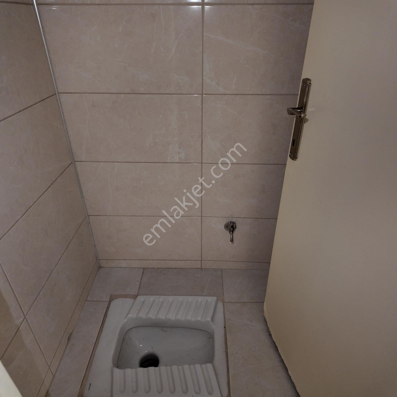 Ragıpbey Cadde Üzeri 120 M2 3+1 Bakımlı Arakat Daire - Görsel 5
