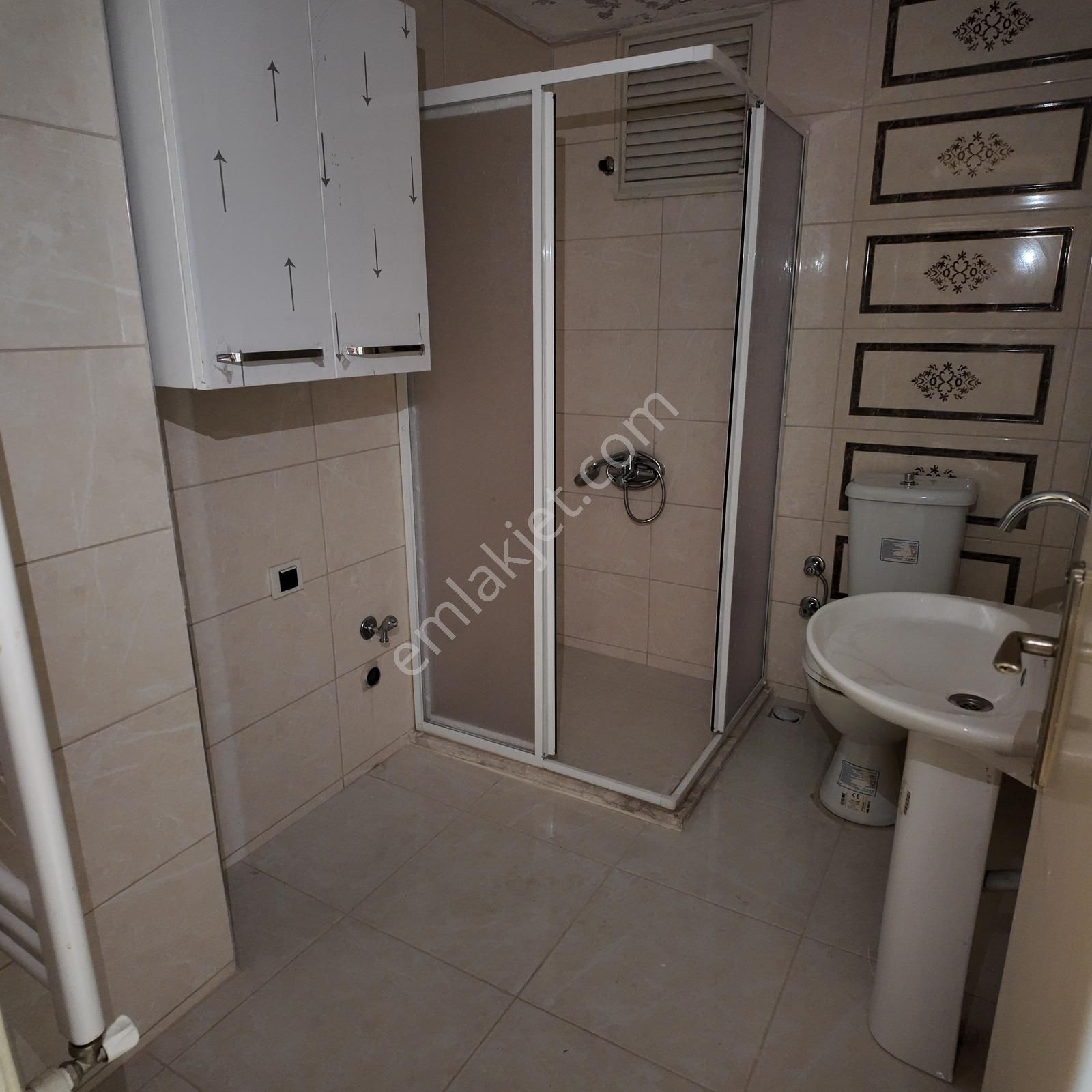 Ragıpbey Cadde Üzeri 120 M2 3+1 Bakımlı Arakat Daire - Görsel 24