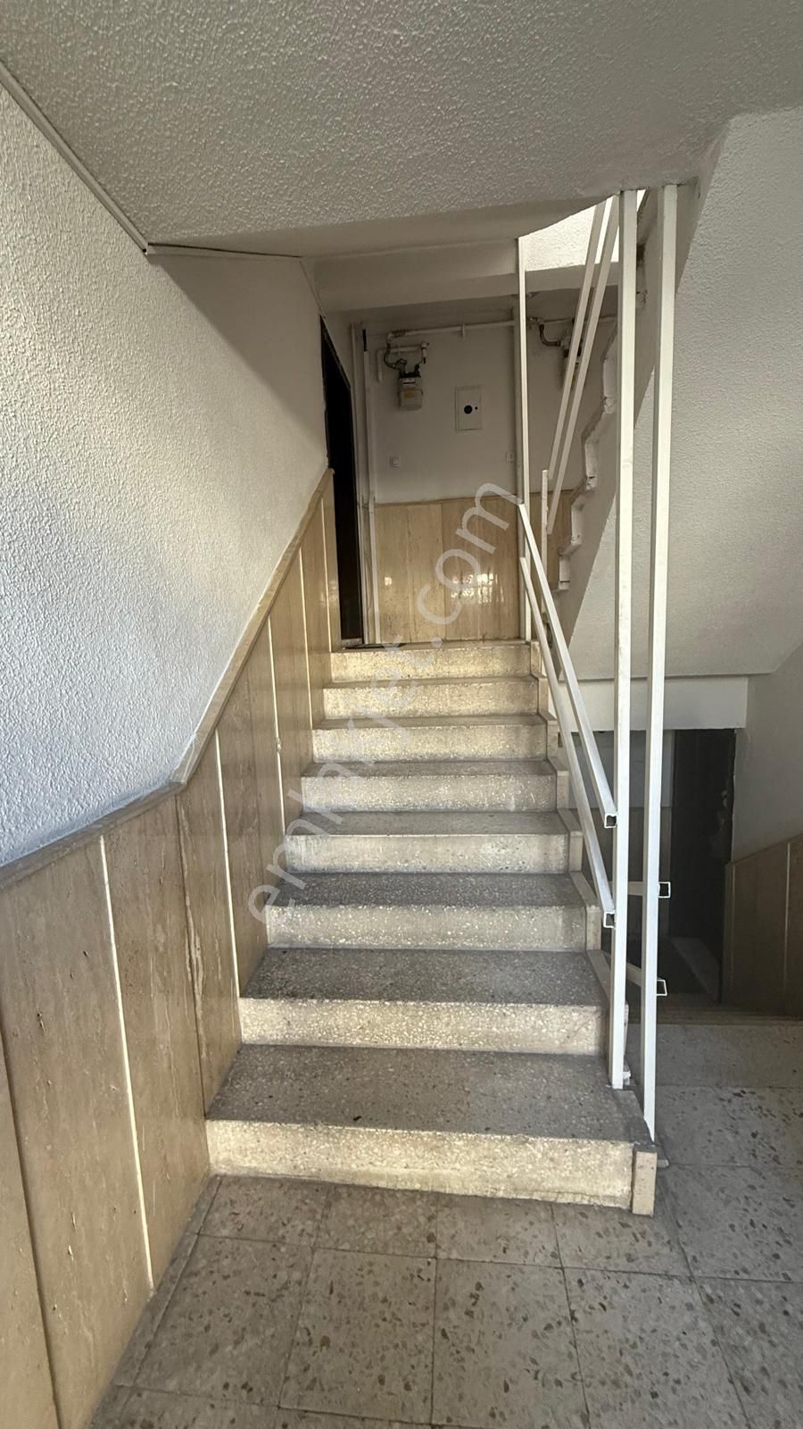 Dikmen Sokullu Caddede Ara Kat 150 M2 4+1 Satılık Daire - Görsel 12
