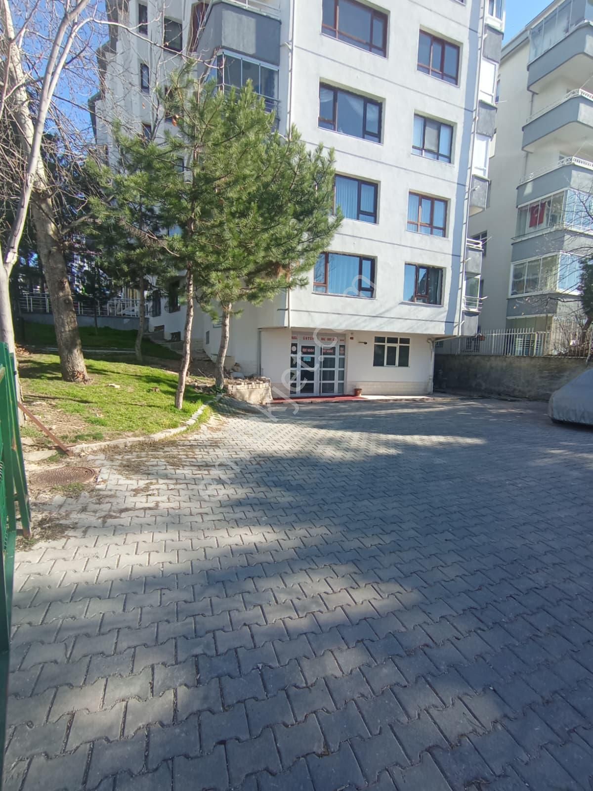 Dikmen Sokullu Caddede Ara Kat 150 M2 4+1 Satılık Daire - Görsel 20
