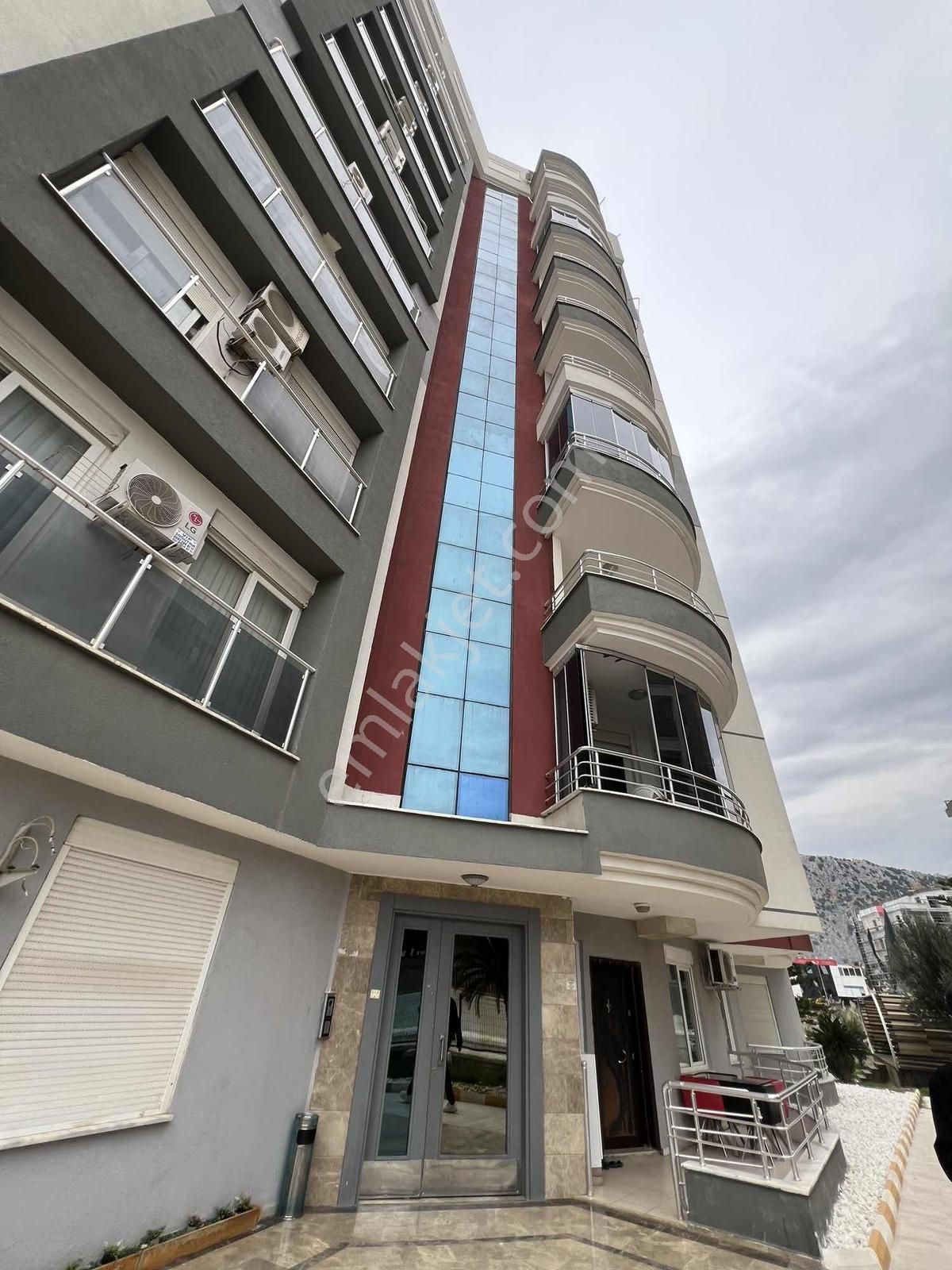 Sarısunun En Gözde Sitesinde Full Eşyalı 2+1 Satılık Daire - Görsel 30