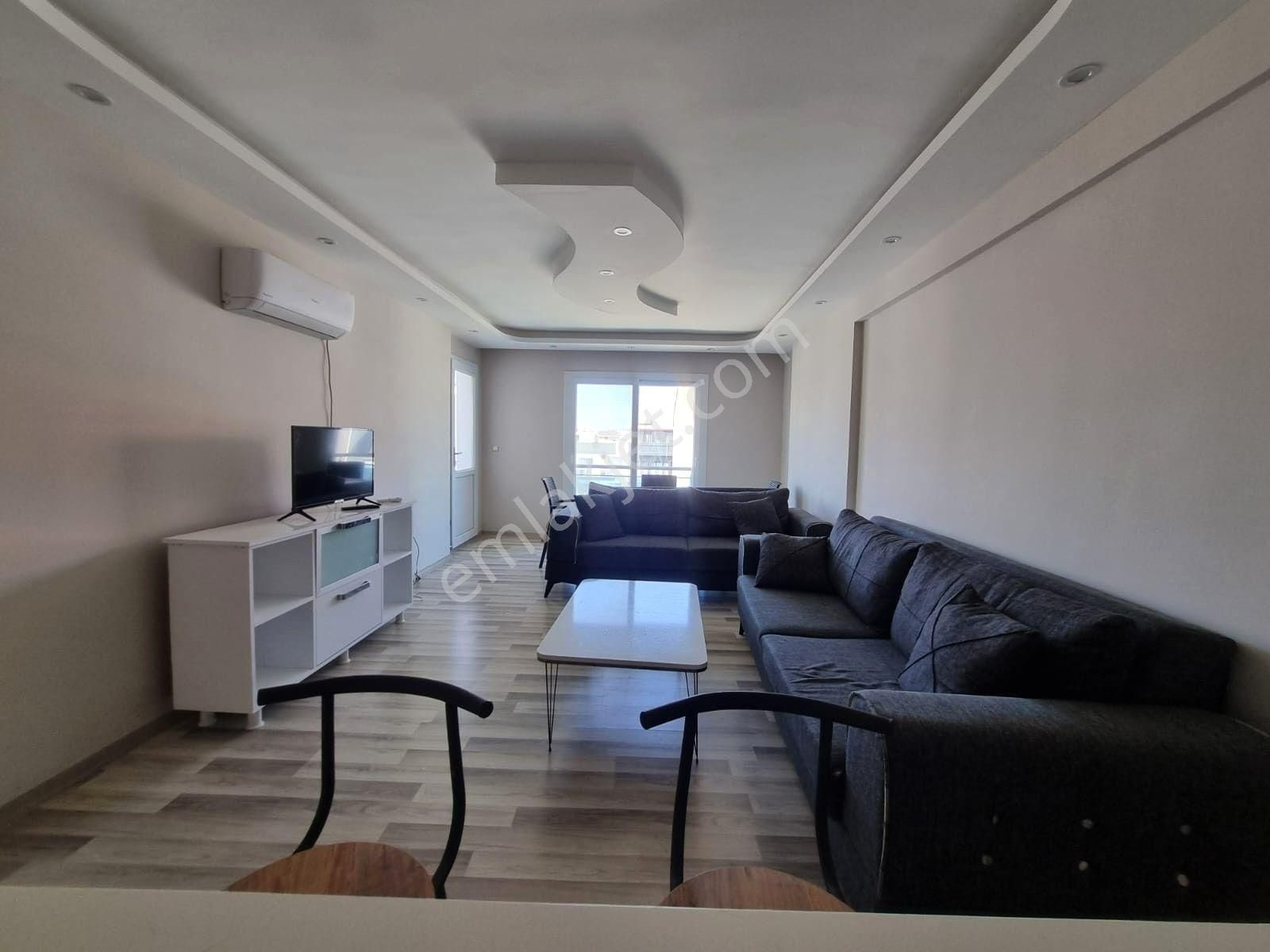 Kuşadası Merkezi Konum Çatı Dubleks 5+1 Kiralık Daire - Görsel 2