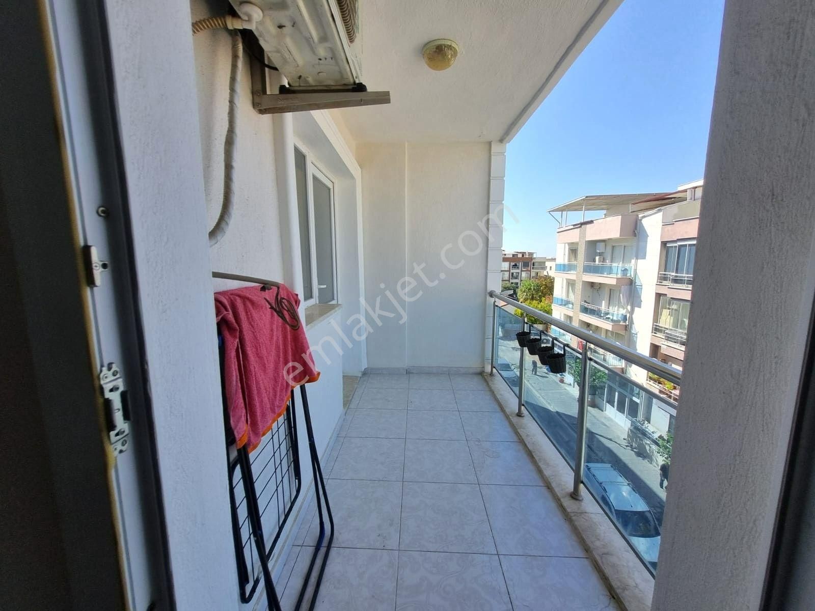 Kuşadası Merkezi Konum Çatı Dubleks 5+1 Kiralık Daire - Görsel 5