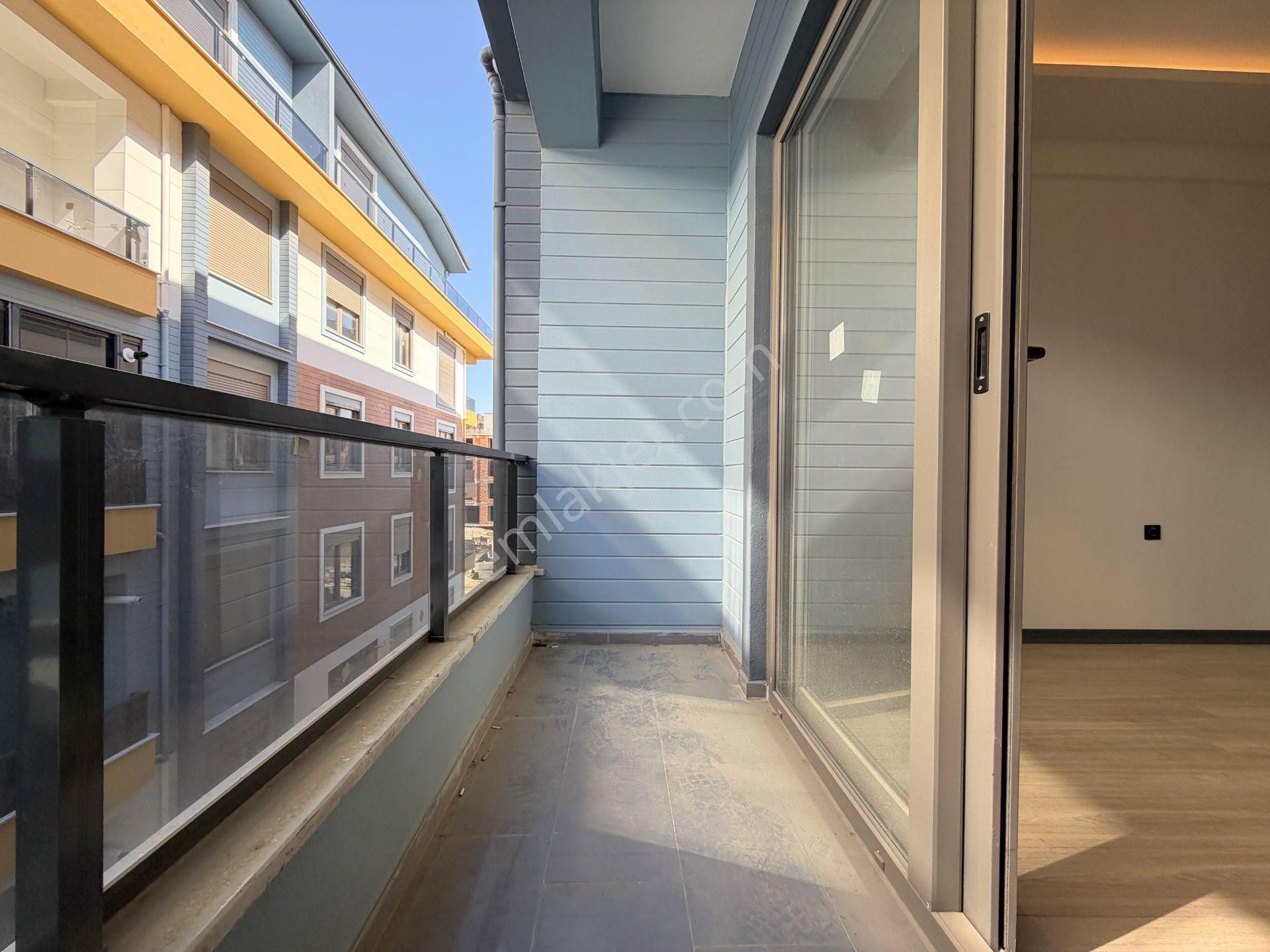 🟢 Güç Gayrimenkul'den Akçay'da % 80 Krediye Uygun Lüx Sitede Sıfır 1+1 Daire - Görsel 4