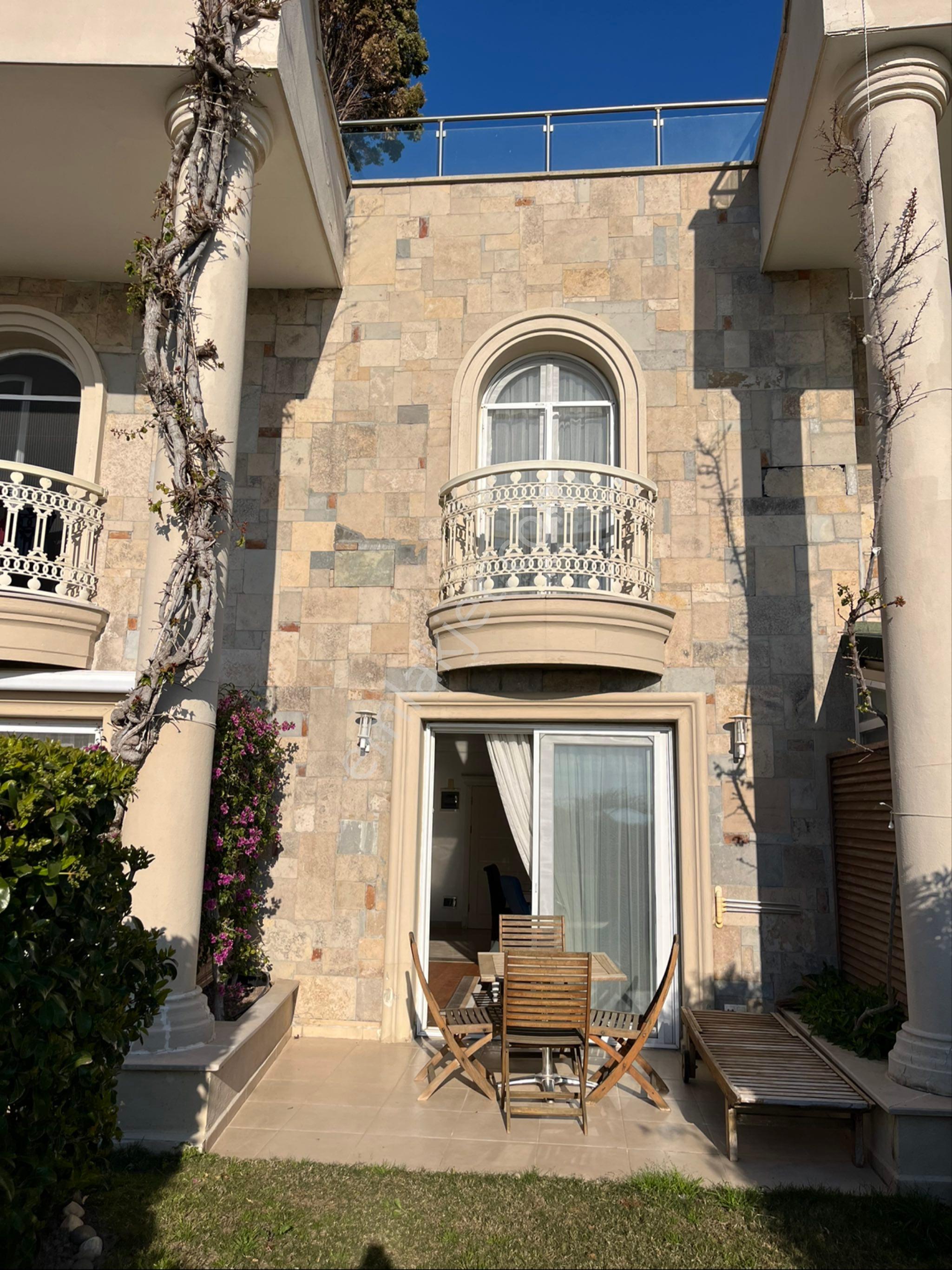 Sianji'de Deniz Manzaralı Dubleks Eşyalı 2+1 Kiralık Residence - Görsel 9