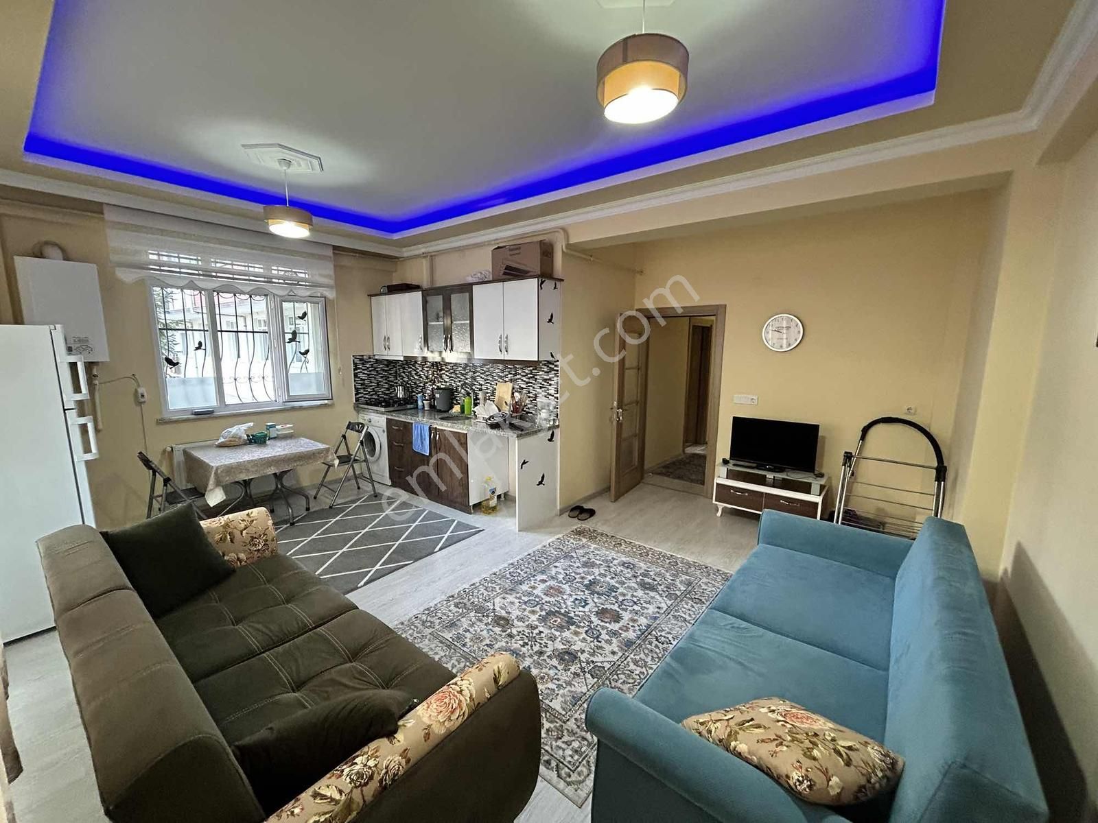 Çerkezköy Narin Caddesi Starbucks Bölgesinde Satılık 1+1 Daire