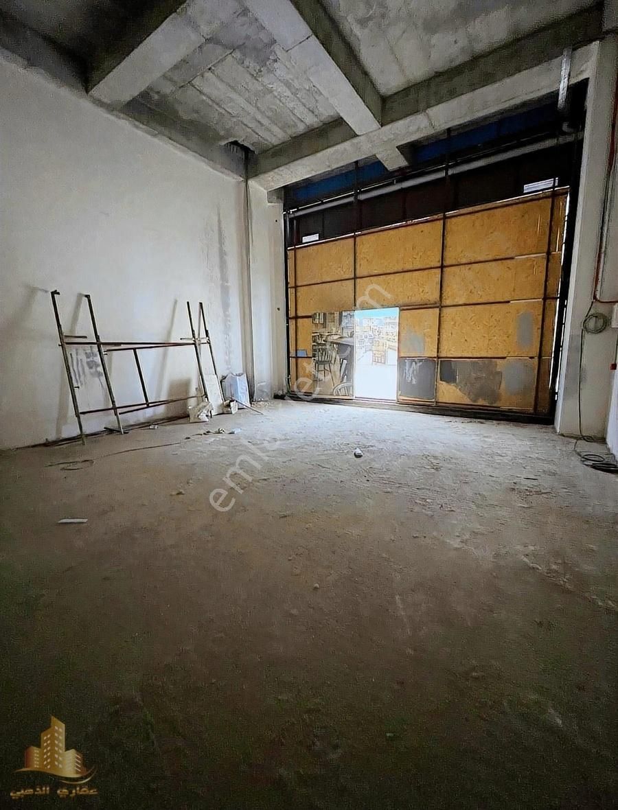 Self İstanbul Projesinde Kiralık Net 97 M2 Düz Giriş Mağaza - Görsel 7